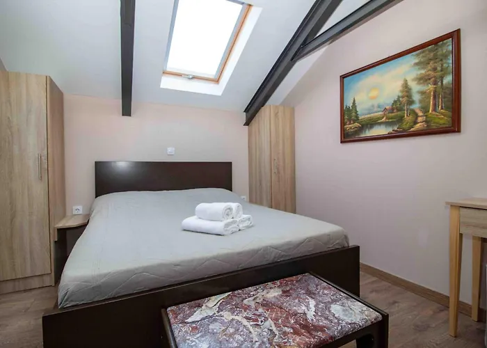 아파트 Sampa Attic 스파르티